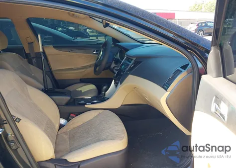 2013 Hyundai Sonata Gls z USA, uszkodzony, nr VIN 5NPEB4AC3DH517866